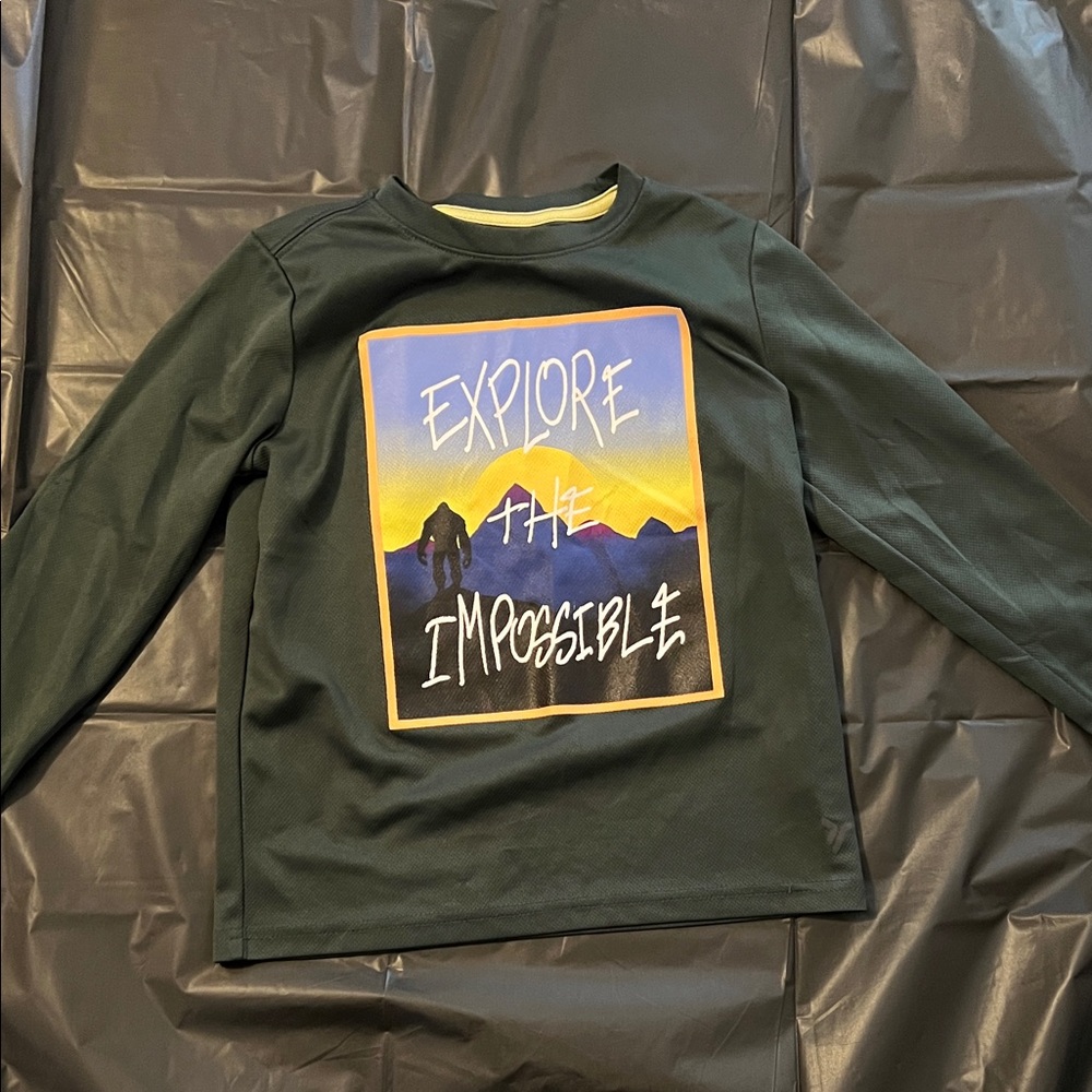 Old Navy Kids' Long Sleeve Tee - Dark Green with Graphic
